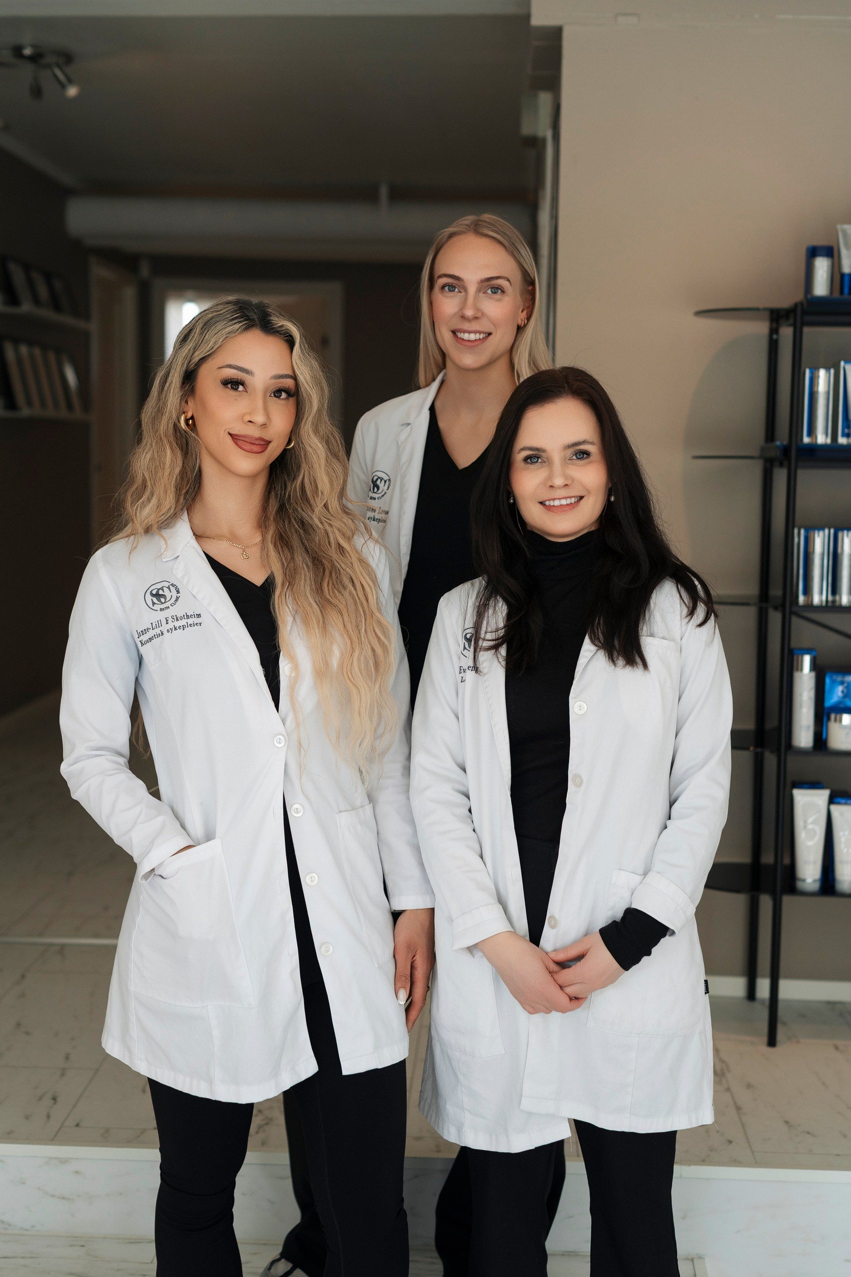 Behandlerne ved Skin Clinic Molde i klinikkens lokaler